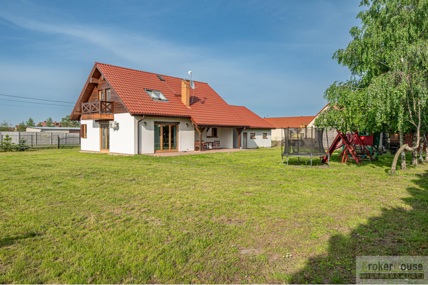 Opole, Wrzoski, Dom w stylu ranczerskim